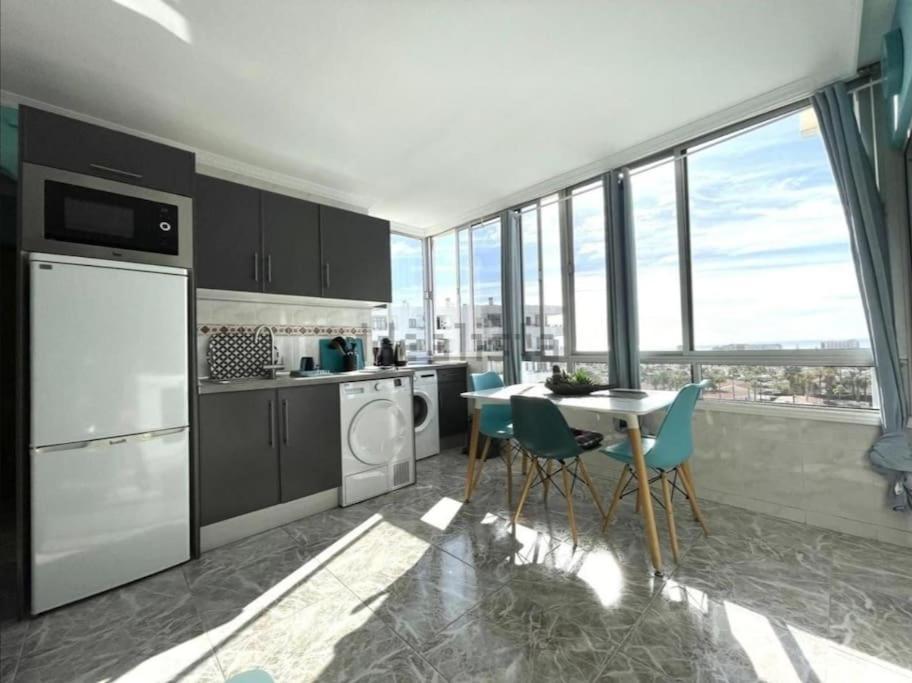 Traumhafte Wohnung Mit Panoramablick Und Pool Playa del Inglés Exterior foto